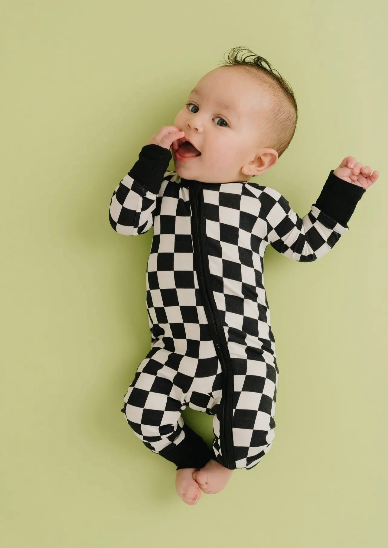 Black Checkered Bamboo Zippy