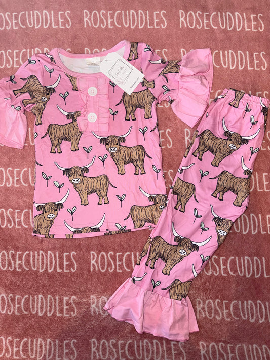 Pink Ruffled Highland Set